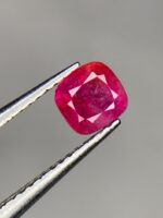 Afghan Ruby: 0.455ct Faceted Gemstone, Natural Red - Image 4