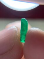 Small but Striking: 1.62ct Emerald Crystal from Swat (9.61 x 5.71 x 3.00 mm) - Image 7