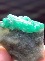 A Bold 41.30 ct Emerald Specimen from Swat - Image 3