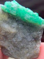 A Bold 41.30 ct Emerald Specimen from Swat - Image 4
