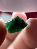 5.66 ct Natural Emerald Crystal from Swat — Rare Collector's Gem - Image 2