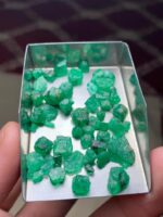 43.30 ct Natural Emerald Rough Lot – Swat Origin - Image 12