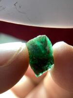 5.66 ct Natural Emerald Crystal from Swat — Rare Collector's Gem - Image 3