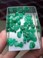 43.30 ct Natural Emerald Rough Lot – Swat Origin - Image 3