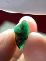 5.66 ct Natural Emerald Crystal from Swat — Rare Collector's Gem - Image 9