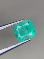 A Closer Look at a 0.86ct Panjshir Emerald Crystal - Image 2