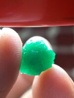 5.15 ct Swat Emerald Crystal – A Natural Gem with Presence - Image 4