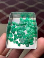 48.17 Carat Swat Emerald Rough Lot – Natural Green Beryl - Image 10