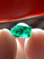A Petite Gem from Panjshir: 1.35 ct Emerald Crystal - Image 6