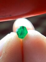 A Petite Gem from Panjshir: 1.35 ct Emerald Crystal - Image 7