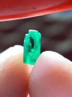 A Petite Gem from Panjshir: 1.35 ct Emerald Crystal - Image 10