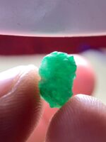 Raw Elegance: 3.46ct Emerald Crystal from Swat Valley - Image 6