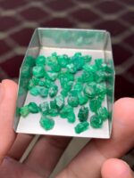 39.85 Carat Swat Emerald Rough Lot – Natural Untreated Green Crystal - Image 14