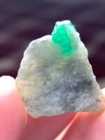 12.85 ct Swat Emerald Specimen: A Natural Treasure from Pakistan - Image 7