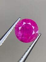 0.835ct Natural Round Afghan Ruby: Perfectly Balanced, Brilliantly Red - Image 2