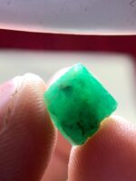 3.40ct Swat Emerald Crystal – Untreated Natural Beauty from the Mountains of Pakistan - Image 4