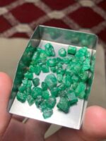 52.65 Carat Swat Emerald Rough Lot – Large Natural Beryl Crystals - Image 5