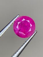 0.835ct Natural Round Afghan Ruby: Perfectly Balanced, Brilliantly Red - Image 5