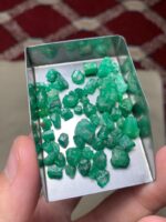 52.65 Carat Swat Emerald Rough Lot – Large Natural Beryl Crystals - Image 10