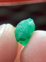 1.68 ct Swat Emerald Crystal — Nature’s Green Treasure - Image 2