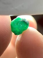 The Natural Elegance of a 2.04 Carat Swat Emerald Crystal - Image 5