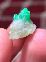16.78 ct Swat Emerald: A Compact Crystal With Deep, Focused Beauty - Image 3