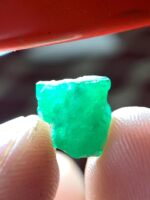 A Closer Look at a 3.57 ct Natural Emerald Crystal - Image 11