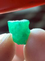 A Closer Look at a 3.57 ct Natural Emerald Crystal - Image 4