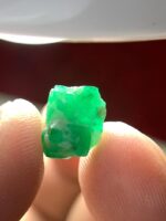 Feature Crystal: 4.36 ct Emerald from Swat Valley - Image 5