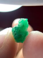 Feature Crystal: 4.36 ct Emerald from Swat Valley - Image 6