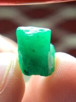 A Bold 6.37 ct Emerald Crystal from Swat Valley - Image 8