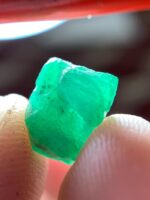 A Closer Look at a 3.57 ct Natural Emerald Crystal - Image 8