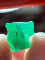 A Closer Look at a 3.57 ct Natural Emerald Crystal - Image 10