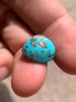 Radiance in Afghan Turquoise: Spotlight on a 12.20ct Cabochon - Image 7