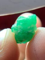 A Closer Look at a 3.94-Carat Swat Emerald Crystal: Nature's Green Treasure - Image 2