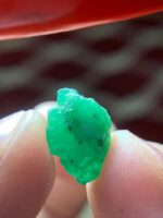 4.77 Carat Swat Valley Emerald Crystal – Natural Collector’s Gem - Image 5