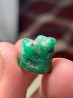 The Majestic Power of an 11.00 Carat Swat Emerald Crystal - Image 10