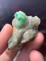 A Monumental 113.20ct Swat Emerald Specimen: Rare Natural Gem - Image 5