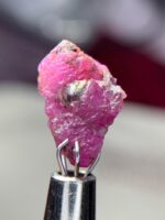 4.950ct Afghan Ruby Crystal – Natural Red Gemstone for Jewelry - Image 9