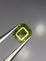 Rare 0.645 ct Demantoid Green Garnet from Khuzdar, Balochistan - Image 5