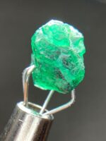 Swat Emerald Crystal: 2.41ct Natural Gemstone - Image 2