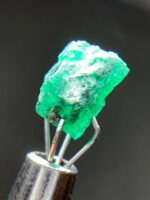 Swat Emerald Crystal: 2.41ct Natural Gemstone - Image 3