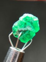 Swat Emerald Crystal: 2.41ct Natural Gemstone - Image 4