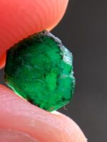 1.55ct Swat Emerald Crystal: Pakistan Gemstone - Image 6