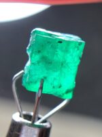 Exquisite 2.25ct Emerald Crystal from Swat: A Timeless Treasure - Image 5