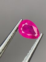 Petite Faceted Ruby Gemstone: 0.315ct Afghan Ruby - Image 11