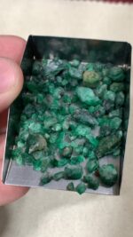 Showcasing a 51.15ct Emerald Rough Lot from Swat Valley - Image 13