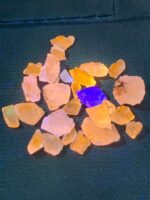 Most Rare 13.85 ct Rough Fluorescent Afghanite from Badakhshan, Afghanistan - Image 4