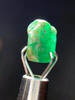 A Rare Green Treasure: 2.67ct Swat Emerald Crystal - Image 5