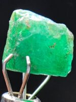 A Rare Green Treasure: 2.67ct Swat Emerald Crystal - Image 6